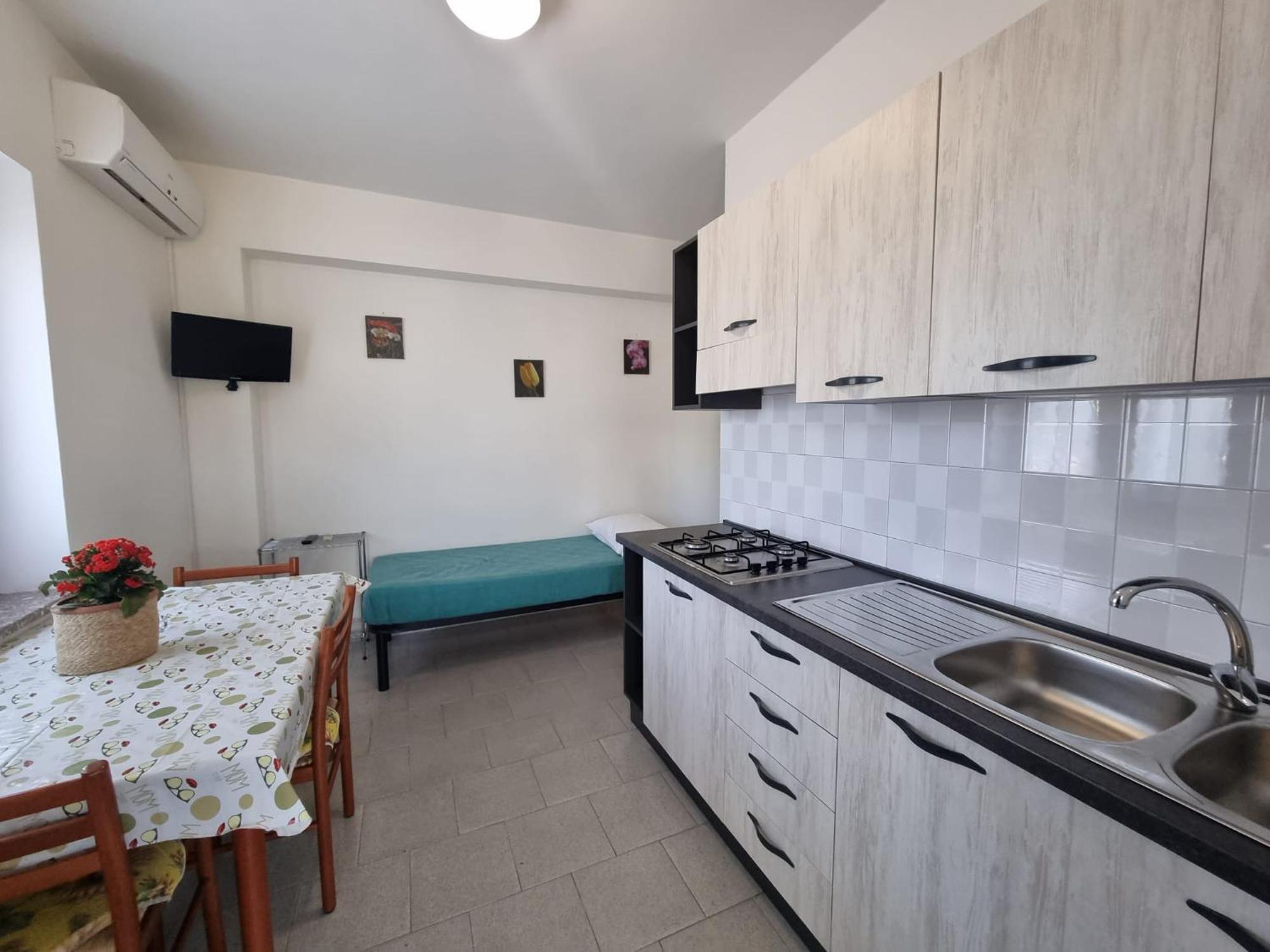 Villaggio Camping Lungomare Кропани Экстерьер фото