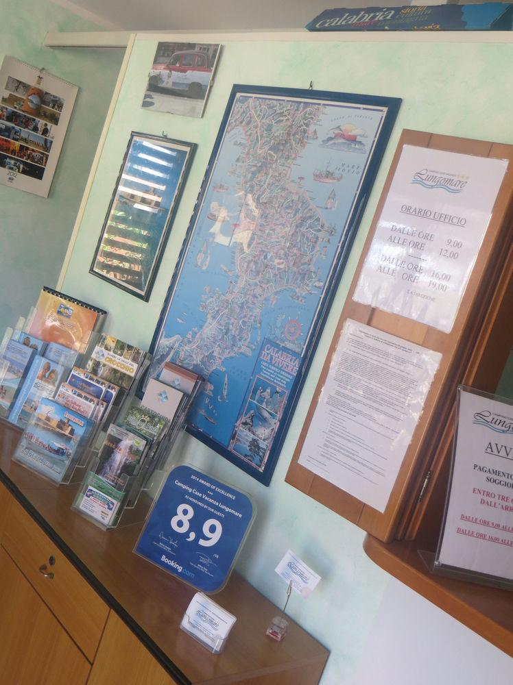 Villaggio Camping Lungomare Кропани Экстерьер фото