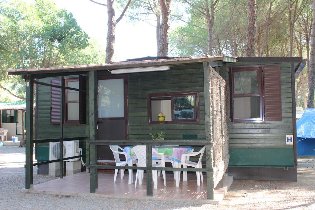 Villaggio Camping Lungomare Кропани Экстерьер фото