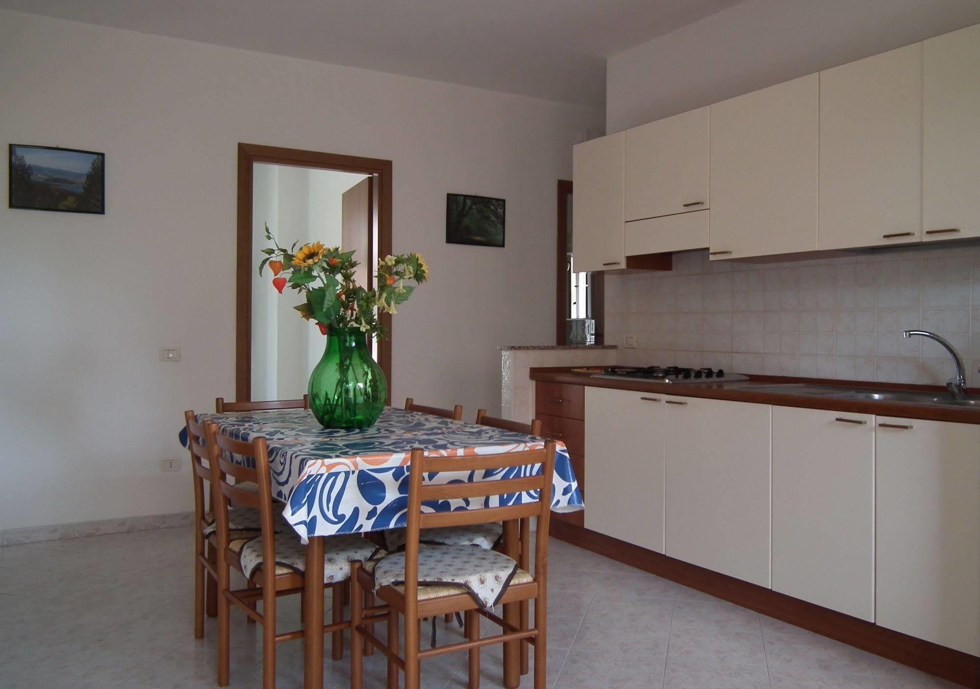 Villaggio Camping Lungomare Кропани Экстерьер фото